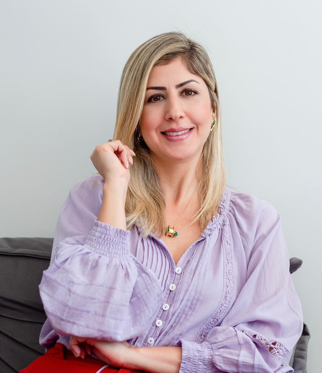 Aline Oliveira, psicóloga
